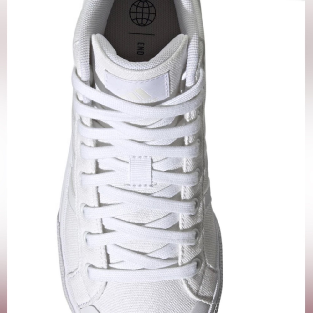 New With Box Adidas Woman’s Sneakers Size 8.5